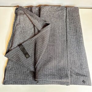 Lululemon - Women’s Vinyasa Scarf, Black/Grey Tweed Pattern, O/S